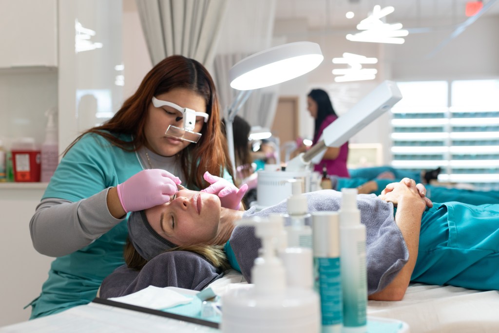 Institute For Medical Aesthetics And Laser | Medical Aesthetics Training Florida | Laser Hair Removal Training in Florida | Massage School | Beauty School in Fort Myers