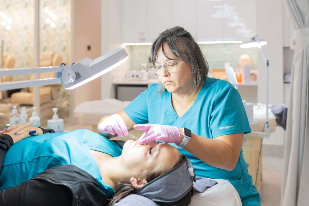 esthetician school fort myers dermaplaning training dermaplane certification course fort myers
